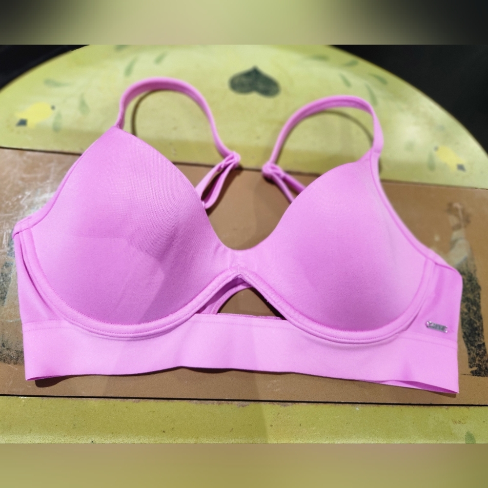 Victoria’s Secret Pink Sport Swim Bikini Top - Ultimate Push-Up - Size Medium